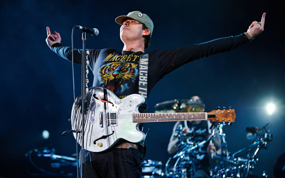 Tom DeLonge laisse entendre qu’il a finalement rejoint Blink-182