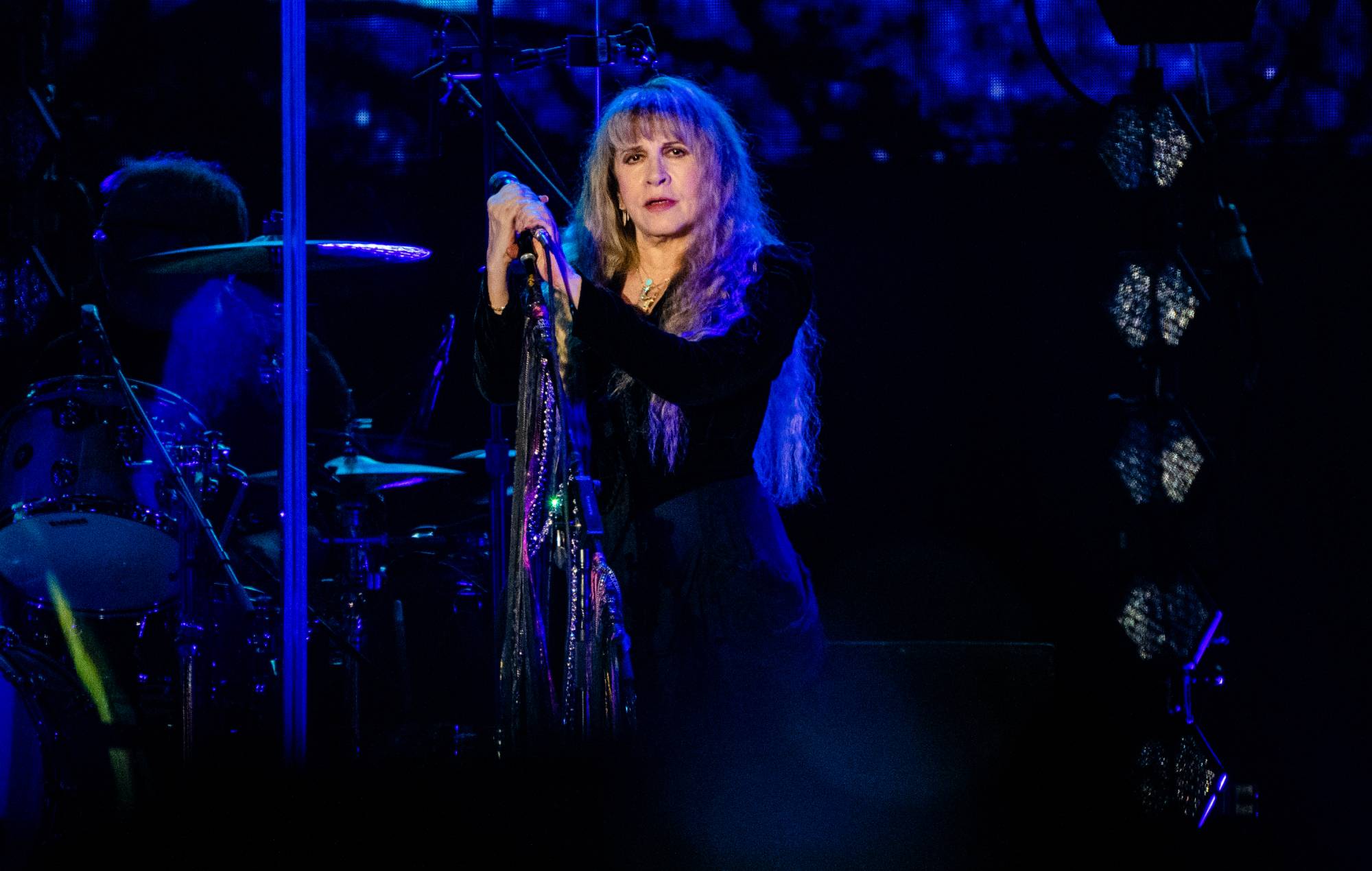 Écoutez la reprise de Stevie Nicks de "For What It's Worth" de Buffalo
